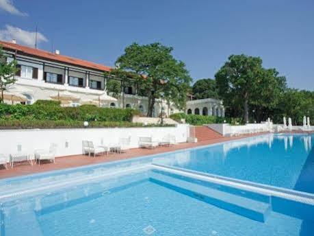 Hotel Oasis 알베나 외부 사진