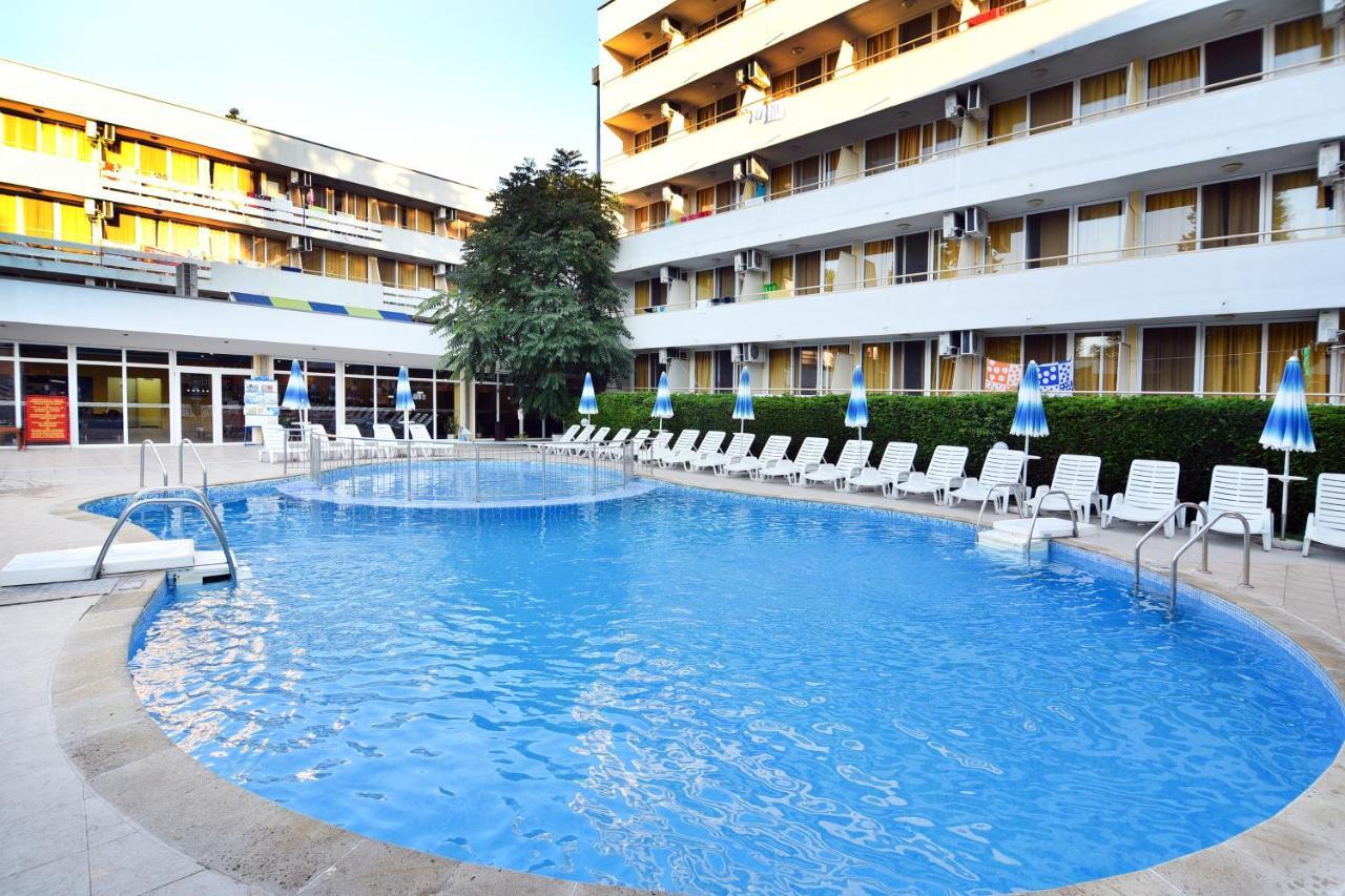 Hotel Oasis 알베나 외부 사진