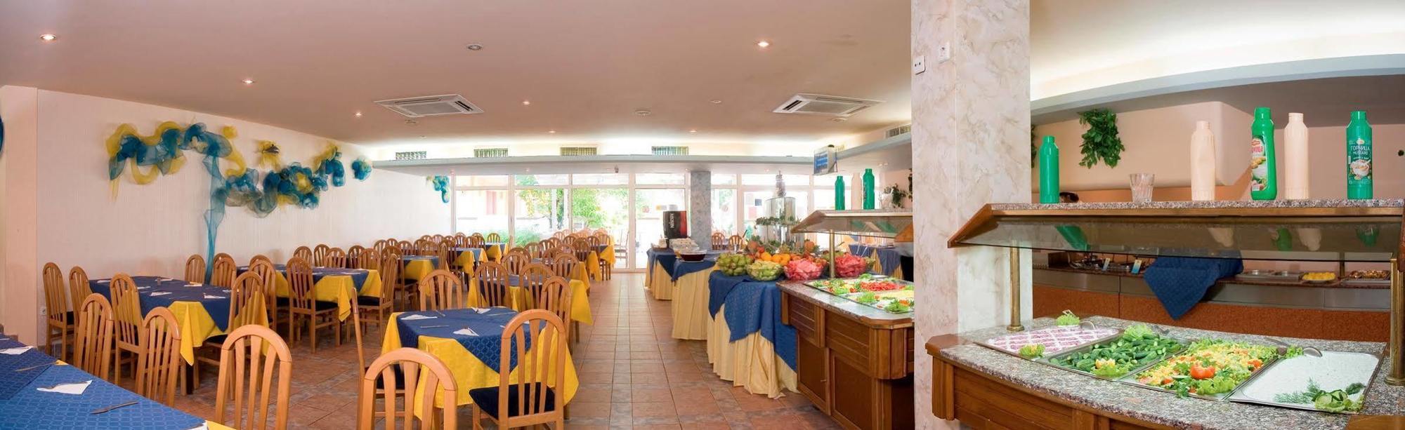 Hotel Oasis 알베나 외부 사진